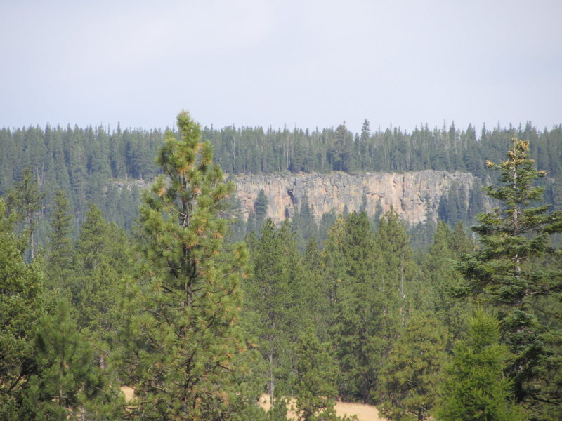 The cliffs as viewed on the drive in.