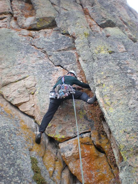 Duncan stemming up the first dihedral.