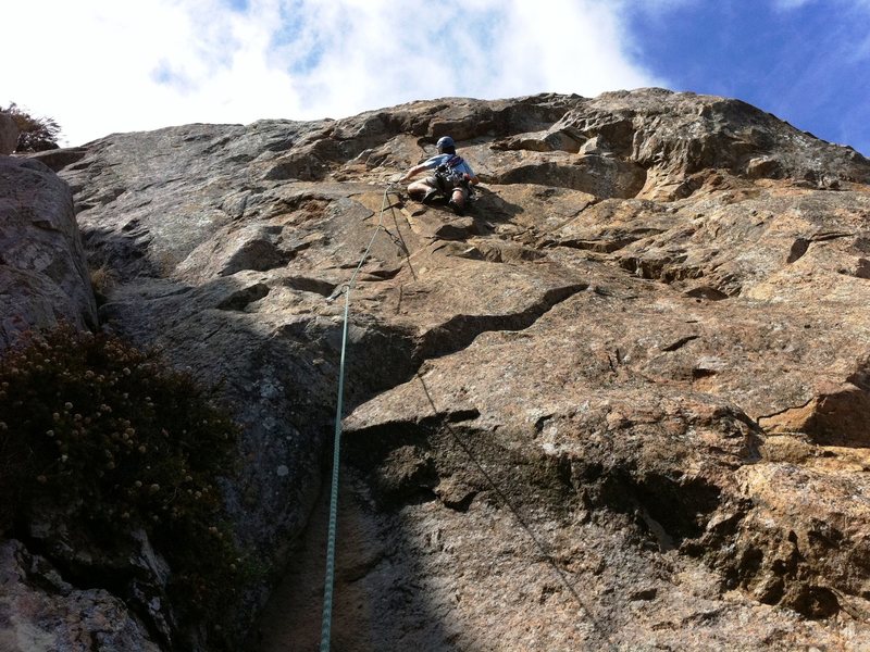 Floyd Hayes leading Knee Surgery 5.10a. Photo by Cheri Ermshar.