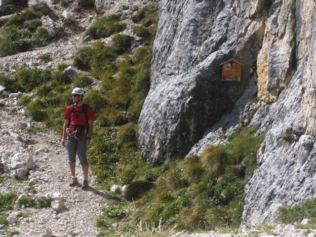 Bottom of the Gamsband trail just east of Sella Pass