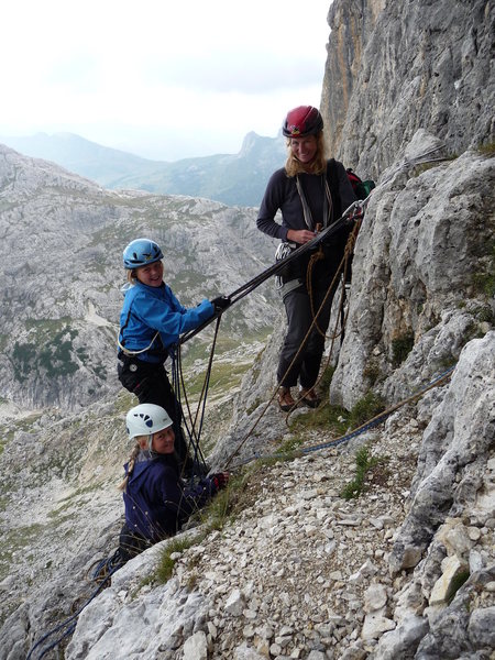 Climbing with and around a nice German family. Dad was on the lead without a belay, them mom and the two girls scrambled up behind.  Great family outing.  So nice to see!