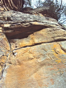 Clean view of Crack and Roof.