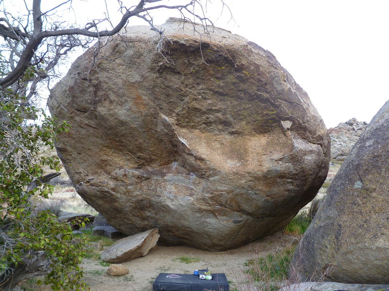 Ty My Shoe boulder.