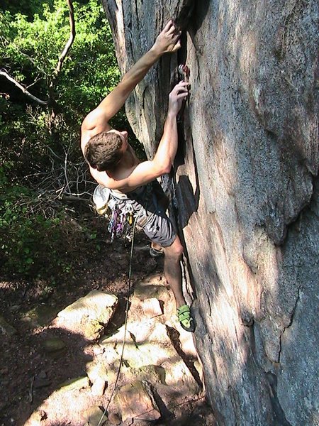 Middle Finger Backside <br>
<br>
Ian Balman leads <br>
Pleasant Dreams(5.8) Trad <br>
<br>
Crowders Mountain State Park, North Carolina