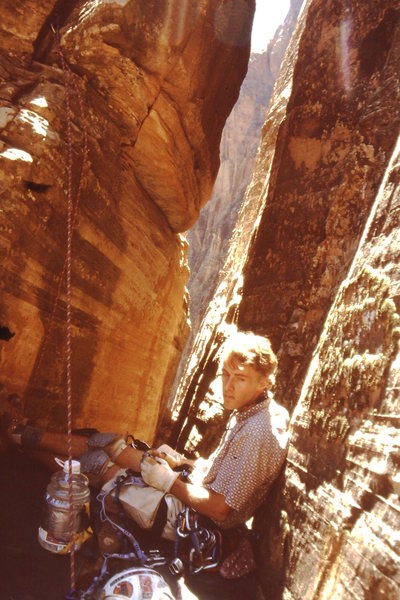 Hanging out on the big ledge at the top of pitch 4. 