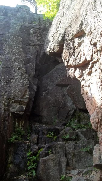 Al on the Run 11.C, Starts at bottom right then loops along the cave roof then up. Spindrift wall on left side of pic.