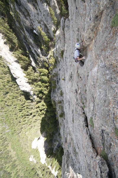 Loren Rausch leading the last pitch of Panthalassa during the first ascent (Bridget Belliveau at the belay)