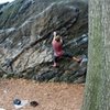 bouldering Rat Rock in Central Park