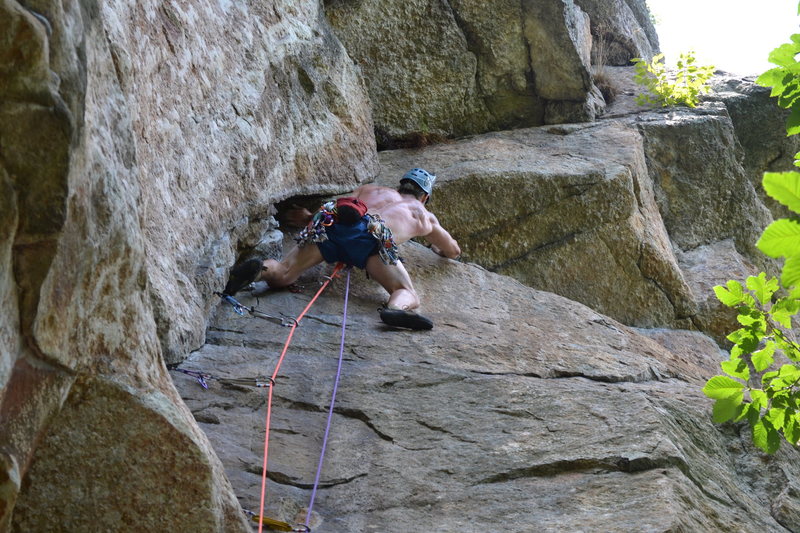 Starting the traverse on Roseland in the Gunks