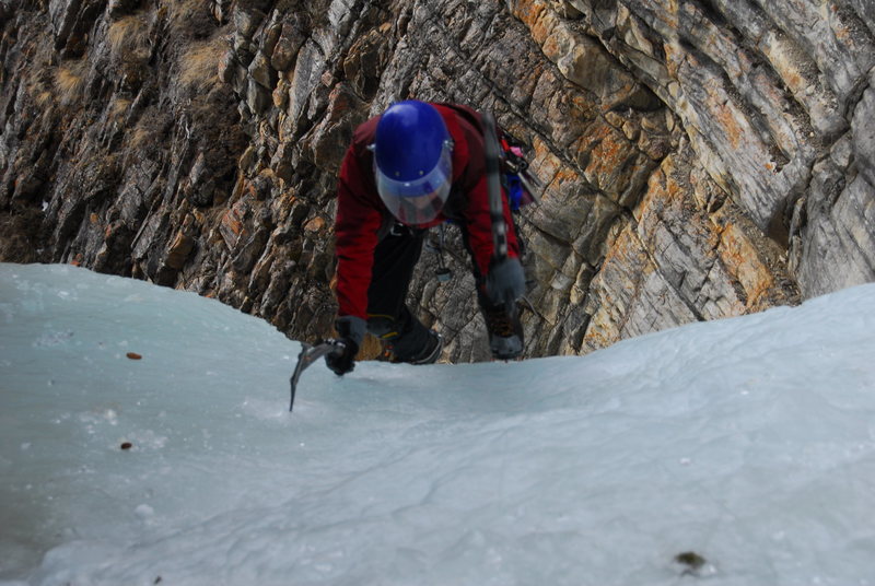 Easy start of Kerkeslin Falls AB