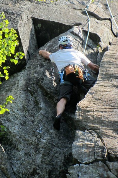 dave getting to the top of the chimney section