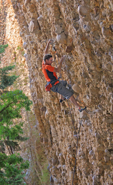 Great jug hauling at the start<br>
Wake and Bake (5.11+)