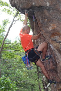 Middle Finger Backside<br>
<br>
Pick-A-Dilly Prow(5.11)trad<br>
<br>
Crowders Mountain State Park, North Carolina