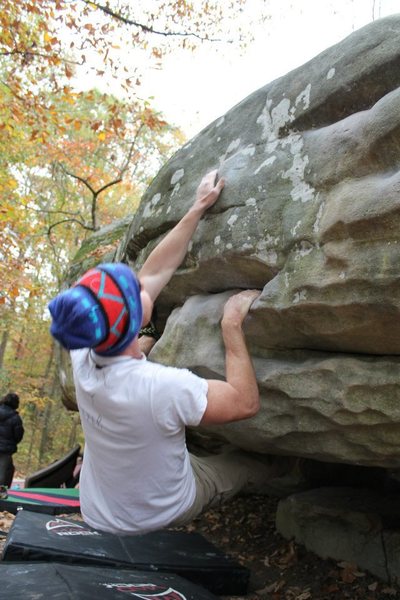 LowDown.   <br>
After Established on Slopers. <br>
                 Crux <br>
 L.HeelHook. L.Hand Crimp. R.Hand Sloper  - Intermed.Sloper Bump - Bump again.  