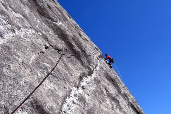 Bryan Haslam leading pitch 2