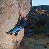 Matt Hallman working the diagonal seam on "Seamster" V7<br>
Photo: Ciotti