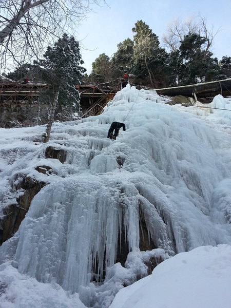 Climber ascending Camino, <em>sans</em> tools.