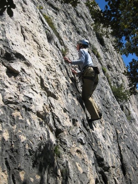 Steep in the trees on Directe du Grand Parcours