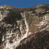 The upper reaches of the couloir (Green Chasm is in the butress-rock to the right, but in this photo it completely blends in! - see photos of Green) 