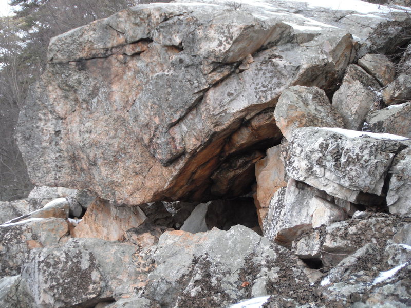 Brown Rocks Boulder.