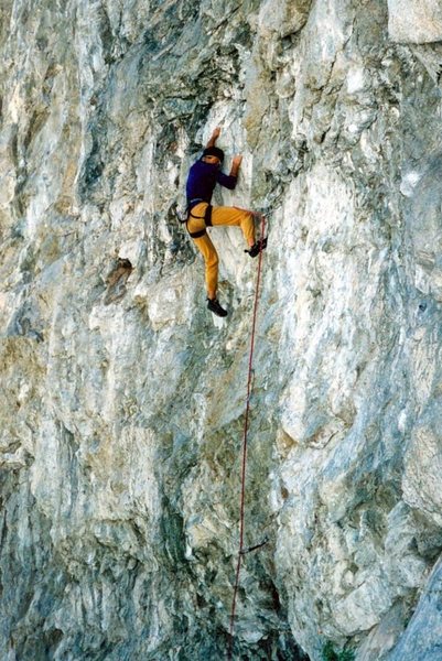 Strange as Angels (5.11c), Williamson Rock