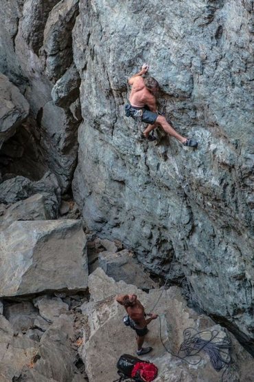 Mike on Super Alpine .11a. Emeralds, Upper Gorge.  pic; josh horniak