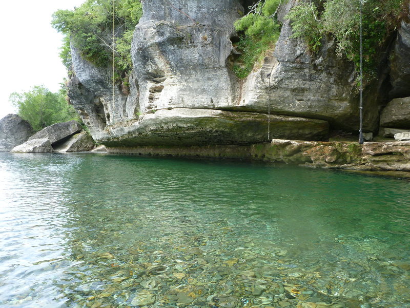 One of the Paynes Ford watering holes on the Takaka river. Very refreshing after a hard day of climbing. Also home to some fun deep water boulder problems