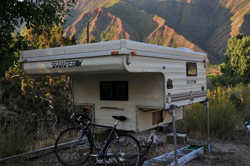 camper on jacks