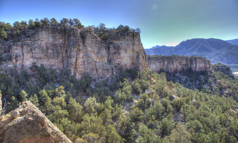 If you look on the bigger rock, on the corner, there is someone climbing with a red hat.  Welcome to Shelf Rd!