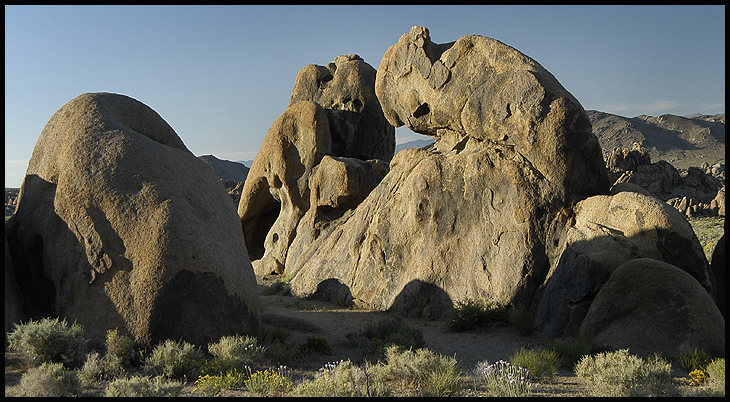 Alabama Hills.<br>
Photo by Blitzo.