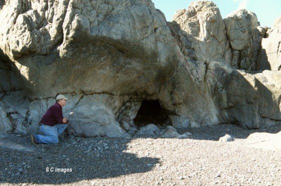 Unknown "sea cave" found along the "Essex County coastline" (from internet).