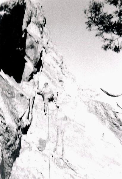Here's a bit of ancient history! Me, leading the second (then 3rd) pitch of Pseudosidetrack in the early 1960s. Note the wool knickers, knicker socks, and <em>de rigeur</em> Kronhofer Kletterschue.