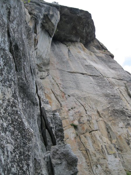 Looking up a little before the pitch 9 traverse. 