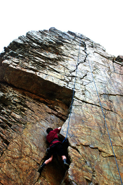 the sun making the rock at goodros wall glow