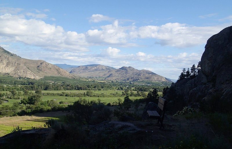 View North across the Okanogan Valley from the lower trail at Whistler Canyon