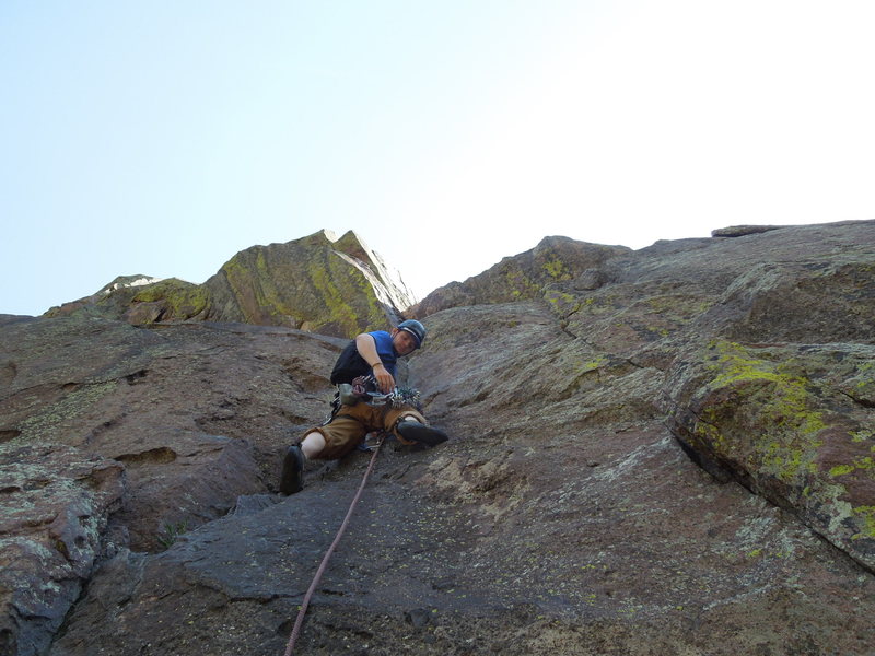 Second pitch, crack up to the roof.