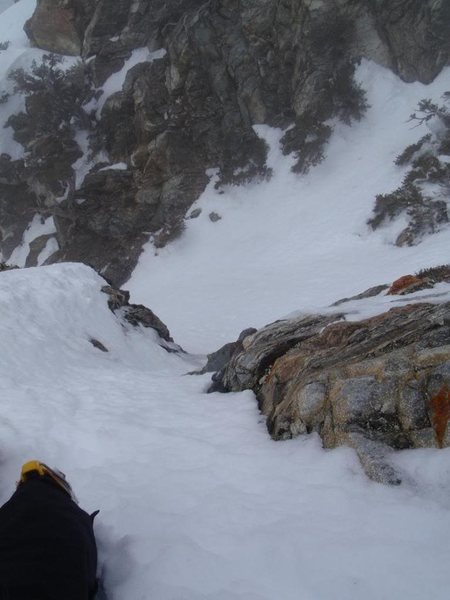 The crux of the route, a short ice/rock step up fairly decent rock to exit the gully and gain the ridge.