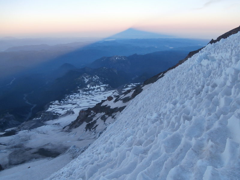 Sunrise on the Kautz glacier, Mt. Rainier