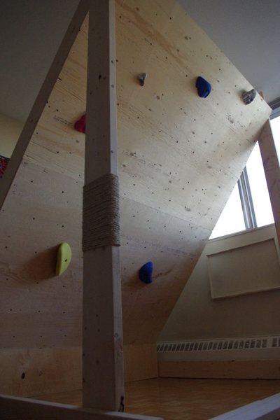 Home bouldering wall