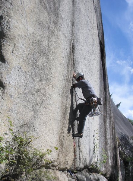 Visiting Basque climber Joaquin starts up Split Beaver