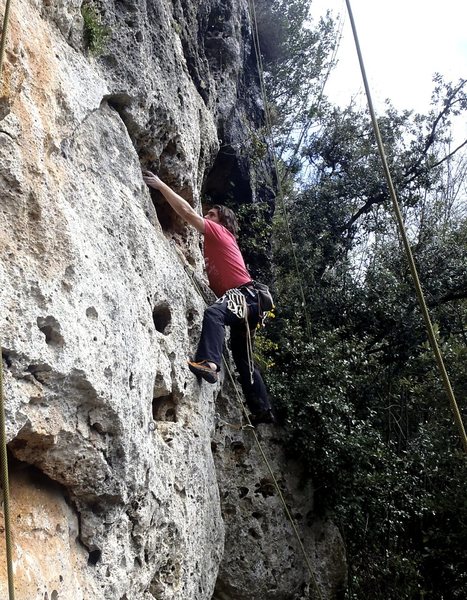 stretching into the undercling