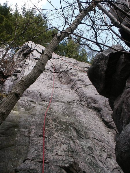 The shallow dihedral this route follows.