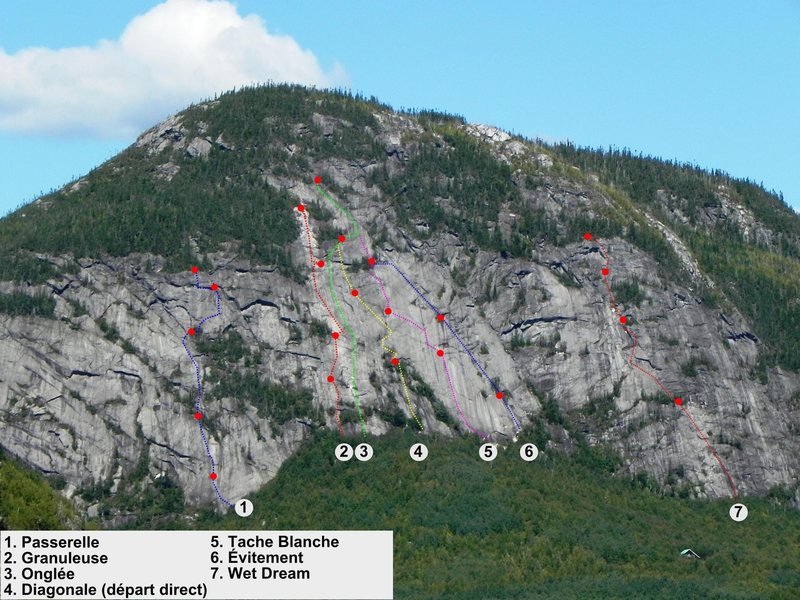 Topo Le Dôme<br>
1. Passerelle<br>
2. [[108402738]]<br>
3. L'Onglée<br>
4. Diagonale (Direct start)<br>
5. Tache Blanche<br>
6. Evitement<br>
7. Wet Dream<br>
Creative Commons CC-by-sa<br>
picture uploaded by: [[Remi Maupetit]]http://www.camptocamp.org/users/8839