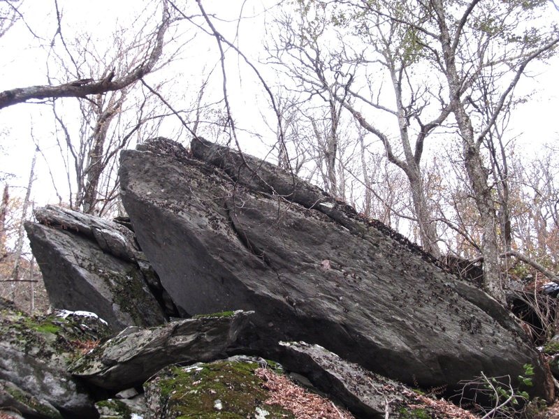 Calamity Boulder as viewed from below near the Parallelascope Boulder