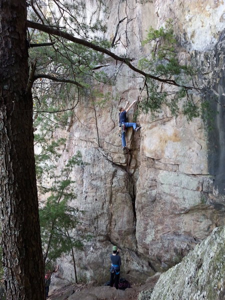 Practice Wall<br>
<br>
Unknown (Right of So It Goes)(5.5) Trad<br>
<br>
Crowders Mountain State Park, North Carolina