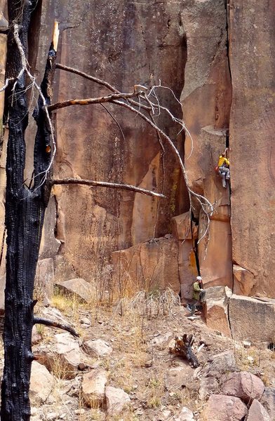 Just past the crux<br>
Rich midway on<br>
Romeo (5.9+)<br>
Jason Halladay photo 