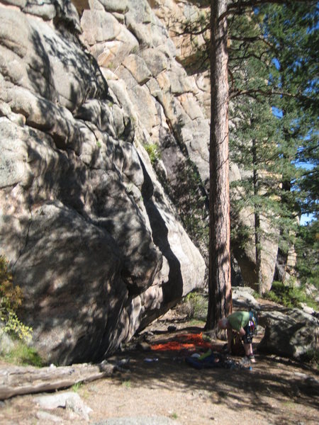 Ropes uncoiled at the start of Get High Street.