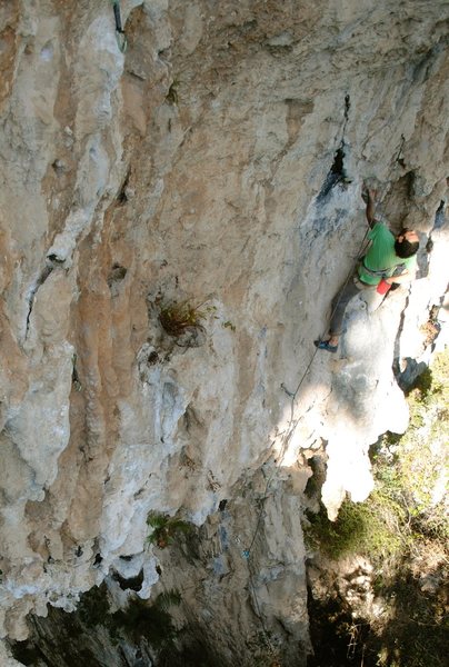 Rodrigo on the start after the first big stalactite