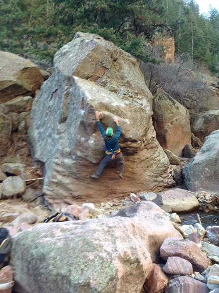 Pressure Drop on the Accordion Boulder, Creekside Boulders.