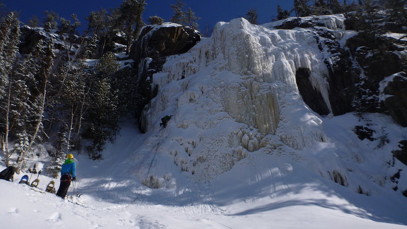 Rick Love leading up Cascade on a cold blue-bird day.